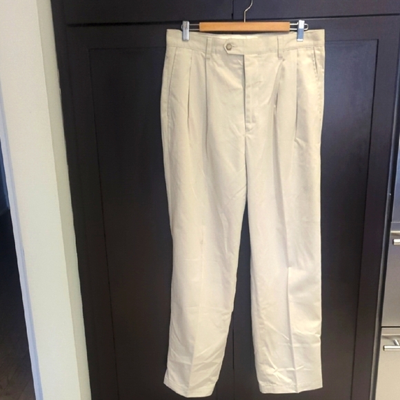 Cream Chinos with High-Waisted Straight Leg Design - Picture 1 of 4